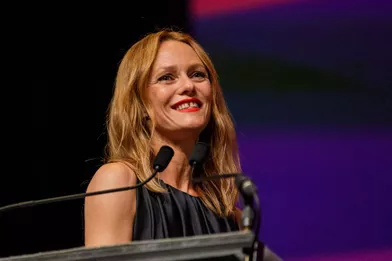 Présidente du jury du 46e Festival du cinéma américain de Deauville, Vanessa Paradis a illuminé la Normandie de son sourire et de sa disponibilité.Voici en images ses plus belles apparitions sur le tapis rouge.