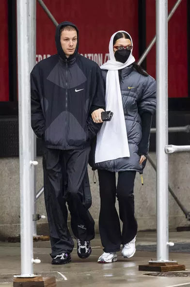 Marc Kalman and Bella Hadid in New York on January 1, 2021