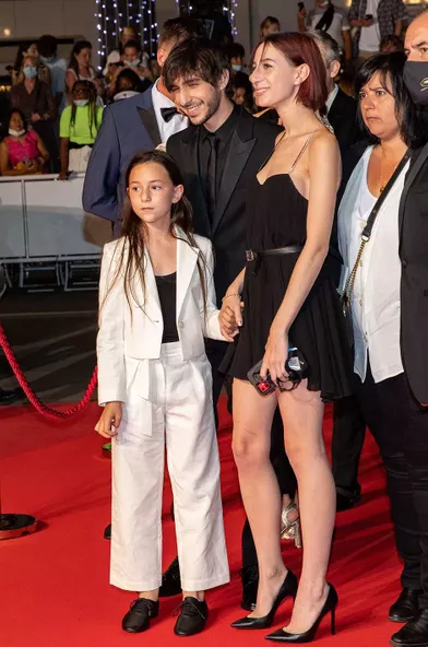 Ben Alice Et Jo Attal Derriere Leur Maman Charlotte Gainsbourg A Cannes