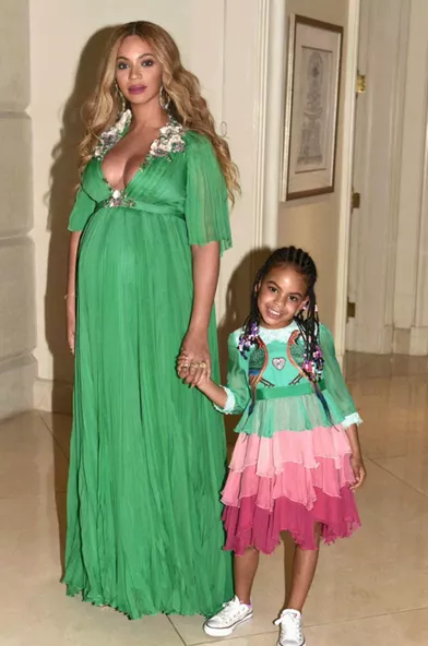 Beyoncé et Blue Ivy prennent la poseà l'avant-première de &quot;La Belle et la Bête&quot;