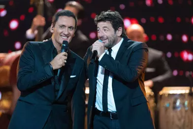 Dany Brillant et Patrick Bruellors de l'enregistrement de l'émission«Chantons Aznavour» diffusée le 10 décembre 2021 sur France 3