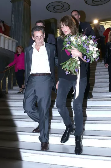Carla Bruni et Nicolas Sarkozy au Pallas, à Athènes, le 24 octobre 2017.