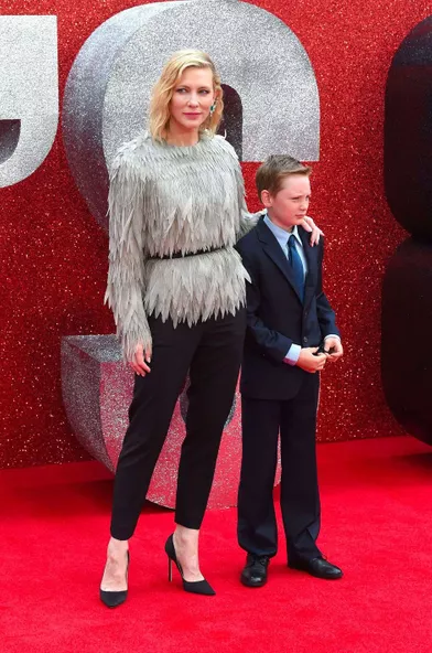 Cate Blanchett et son fils Ignatius à la première de d'&quot;Ocean's 8&quot; à Londres le 13 juin 2018