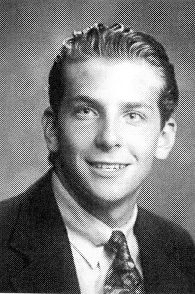 Sa Carriere En Images Bradley Cooper Celebre Son 40e Anniversaire