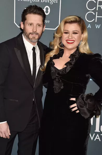 Kelly Clarkson a demandé le divorce àBrandon Blackstock, le père de ses deux enfants, en juin 2020 après sept ans de mariage.