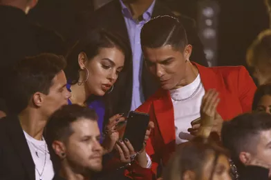 Georgina Rodriguez et Cristiano Ronaldo auxMTV Europe Music Awards à Séville le 3 novembre 2019