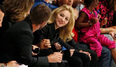 Madonna s'est rendue au défilé Marc Jacobs à l'occasion de la New York Fashion week pour le printemps 2010.