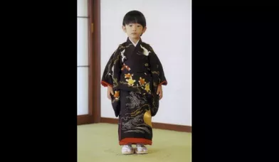 Hisahito, le fils du prince japonais Akishino et de la princesse Kiko, qui a soufflé ses quatre bougies lundi.