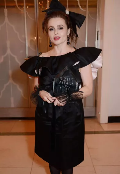 Helena Bonham Carterà la soiréeHarper’s Bazaar Women of the Year Awards à Londres le 29 octobre 2019