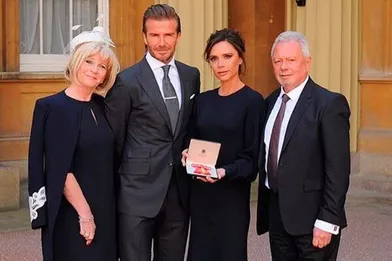 Victoria Beckham décorée del'OBE, un prix qui récompense sa carrière dans la mode et son implication humanitaire.