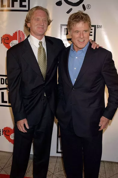 James et Robert Redford à un gala«Share the Beat» à Los Angeles en 2003