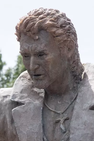 Johnny Hallyday Meritait Bien Une Statue