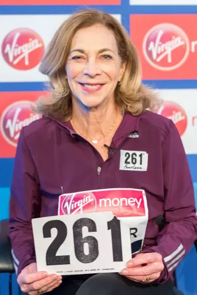 Kathrine Switzer (72 ans), médiatisée pour avoir été la première femme à courir le marathon de Boston, est à l’origine de la reconnaissance des femmes dans le milieu de la course.