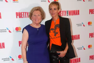 Julia Roberts et Barbara Marshall à Broadway pour assister au musical &quot;Pretty Woman&quot;, jeudi 2 août 2018