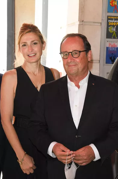Julie Gayet et François Hollande au Festival du film francophone d'Angoulême le 1er septembre 2020