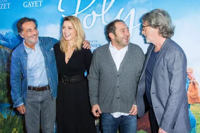 Nicolas Vanier, Julie Gayet, Patrick Timsit et François Cluzetà l'avant-première du film «Poly» à Paris le 4 octobre 2020