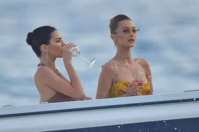 Kendall Jenner et Bella Hadid à Monaco le 25 mai 2019