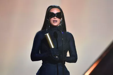 Kim Kardashian aux People's Choice Awards à Los Angeles le 7 décembre 2021