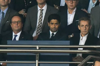 François Hollande, Nasser Al-Khelaïfi, Nicolas Sarkozy dans les tribunes du Parc des Princes