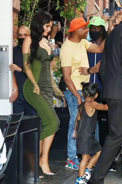 Kylie Jenner et sa fille Stormià New York le 15 juin 2021