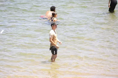 Ryan Dorsey avec la famille de Naya Rivera au lac Piru le 11 juillet 2020