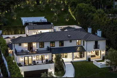 La Nouvelle Maison De Luxe De Rihanna