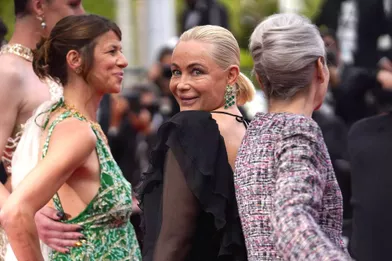 Emmanuelle Béartau Festival de Cannes, le 16 juillet 2021.