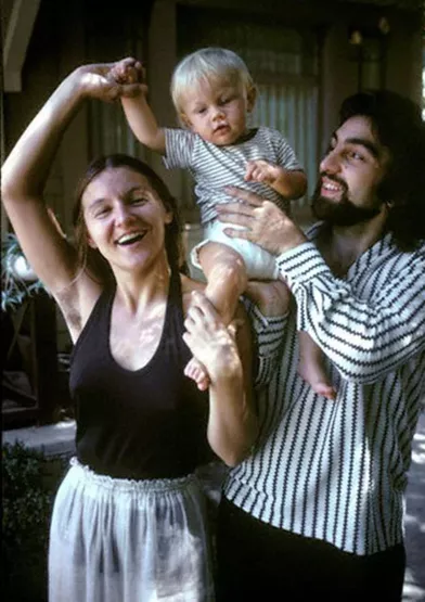 Leonardo DiCaprio bébé avec ses parents.