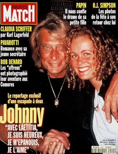 Johnny Hallyday et Laeticia en couverture de Paris Match