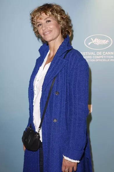Cécile de France à l'avant-première du film «De son vivant» à Paris le 17 novembre 2021