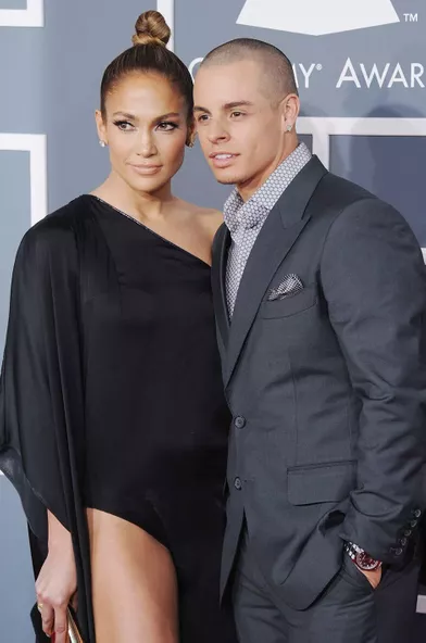 Jennifer Lopez et Casper Smart aux Grammy Awards à Los Angeles en février 2013.Le duo s'est fréquenté entre 2011 et 2016.