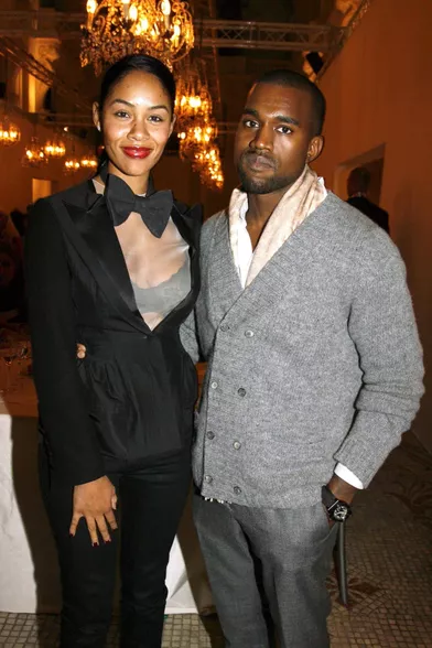 Kanye West et Alexis Phifer le 4 octobre 2006 à Paris.