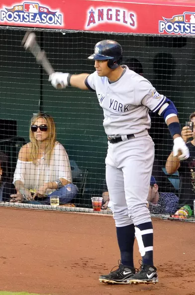 Kate Hudson et Alex Rodriguez étaient inséparables pendant quelque temps en 2009. L'actrice assistait régulièrement aux matchs de la star du baseball, emmenant également avec elle ses parents Goldie Hawn et Kurt Russell pour le soutenir.