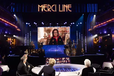 Nana Mouskouri (en visioconférence)à l'enregistrement de l'émission «Sidaction, ensemble contre le Sida - Merci Line», diffusée le 27 mars 2021 sur France 2