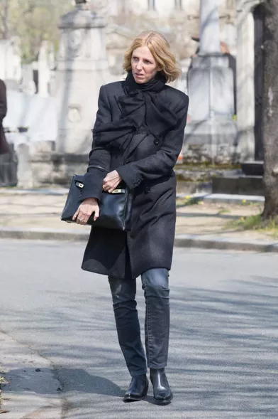 Sandrine Kiberlainaux obsèques d'Agnès Varda au cimetière du Montparnasse à Paris le 2 avril 2019