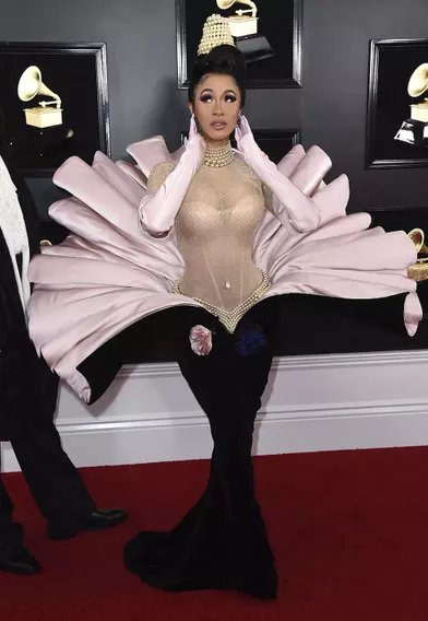 Cardi B en robe Thierry Mugler aux Grammy Awards à Los Angeles le 10 février 2019.
