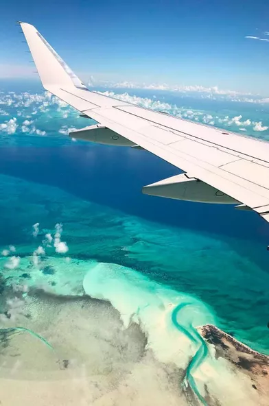Natali Husic et Louis Sarkozy sont en vacances aux Bahamas