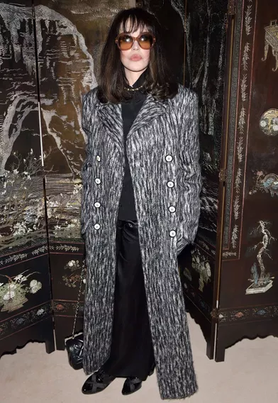 Isabelle Adjanilors du défilé Chanel Métiers d'Art àParis le 4décembre2019.