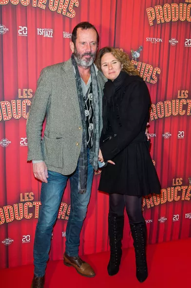 Christian Vadim et sa compagneNadège Méziatà la générale de la pièce «Les Producteurs» au théâtre de Paris le 2 décembre 2021