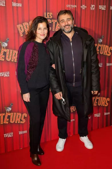Olivier Nakache et sa femme Jézabelà la générale de la pièce «Les Producteurs» au théâtre de Paris le 2 décembre 2021