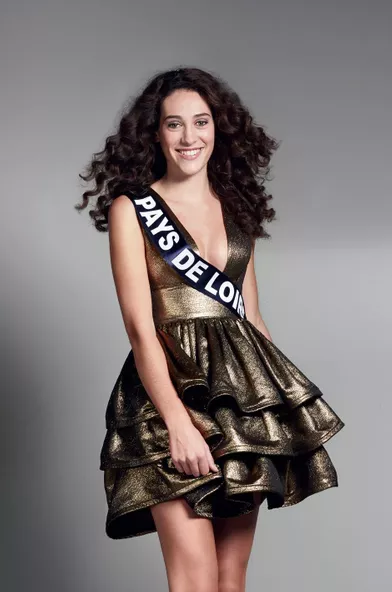 Miss Pays-de-Loire,Carla Loones a 20 ans et fait 1,78m.