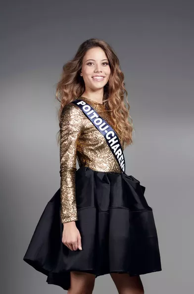 Miss Poitou-Charentes,Magdalène Chollet mesure 1,72m et a 20 ans.