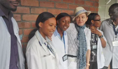 Madonna. Une émouvante visite au Malawi