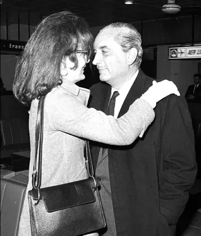 Le 20 octobre 1968, Jackie Kennedy épouse en secondes noces le milliardaire grec Aristote Onassis.