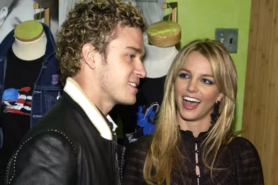 Britney Spears et Justin Timberlake en février 2002