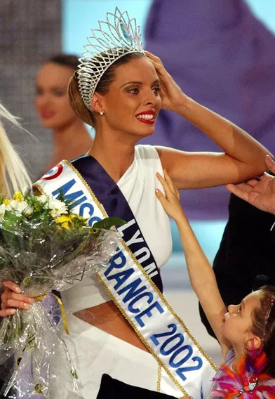 Sylvie Tellier est Miss France 2002 après son élection à Mulhouse le 8 décembre 2001