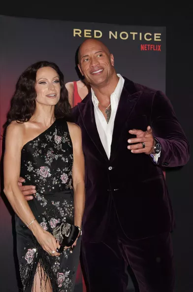 Dwayne Johnson et son épouse Lauren à l'avant-première du film «Red Notice» à Los Angeles le 3 novembre 2021