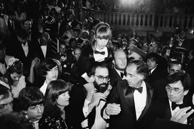 Après la présentation du film «Apolalypse now», le 19 mai 1979. Francis Ford Coppola porte sa fille de huit ans Sofia.