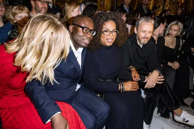 Karlie Kloss, Edward Enninful, Oprah Winfrey et Alasdhair Willis, l'époux de Stella McCartney, lors du défilé Stella McCartney à Paris, le 4 mars 2019