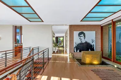 La villa de Zac Efron à Los Angeles, située à Los Feliz, a été mise en vente pour 5,9 millions de dollars